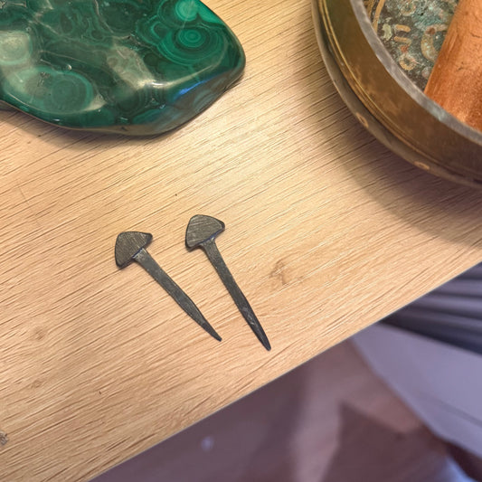 Iron Nails - 2pk